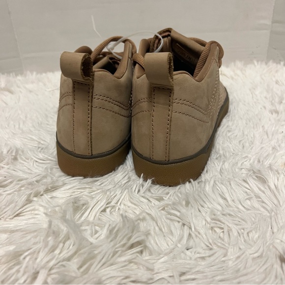 Brand new Adidas tyshawn jones shoes h04928 sz 6 suede - Picture 10 of 10